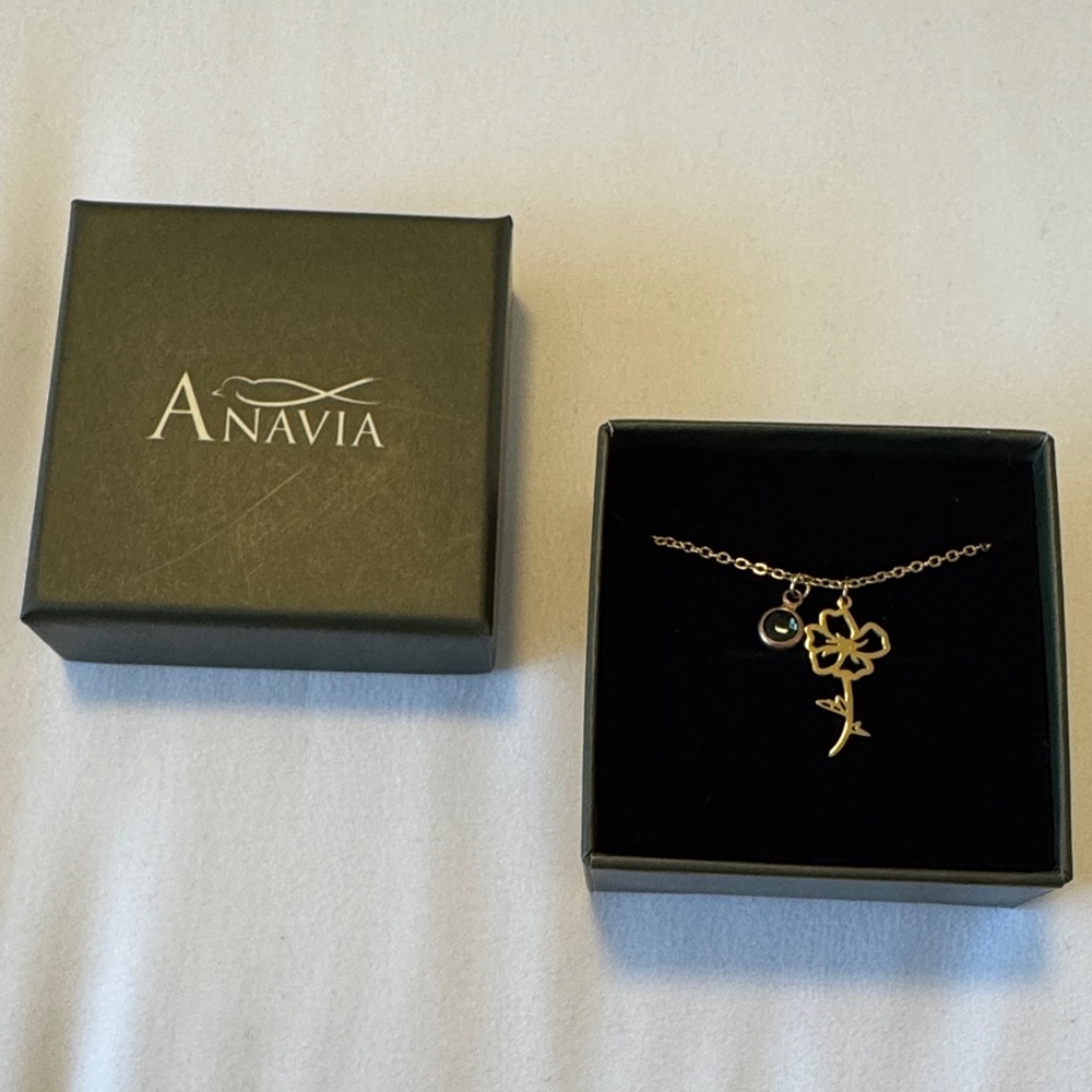 ANAVIA Gold Floral Pendant Necklace with Green Gem